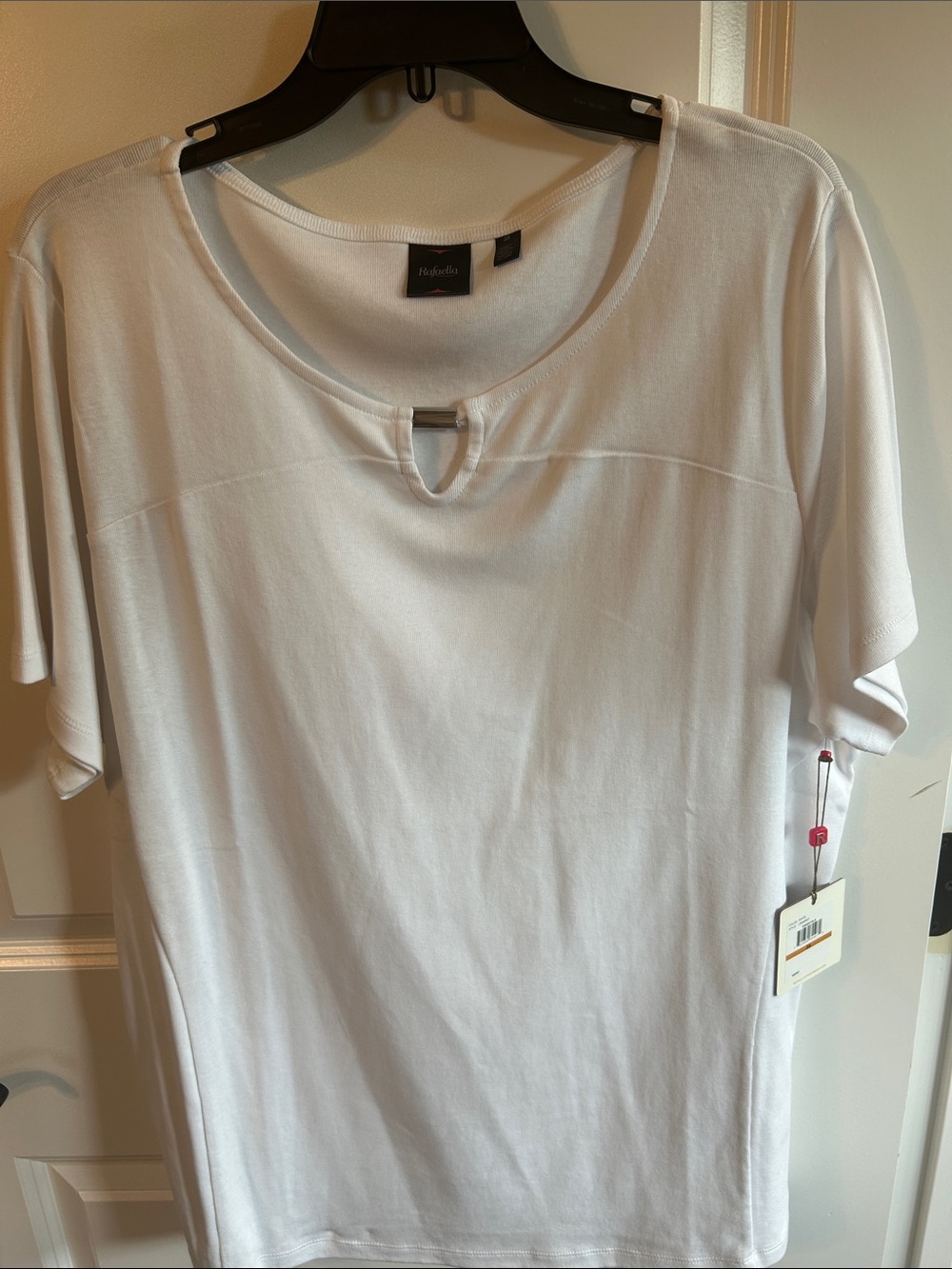 Rafaella NWT White T with silver tone accent 0098